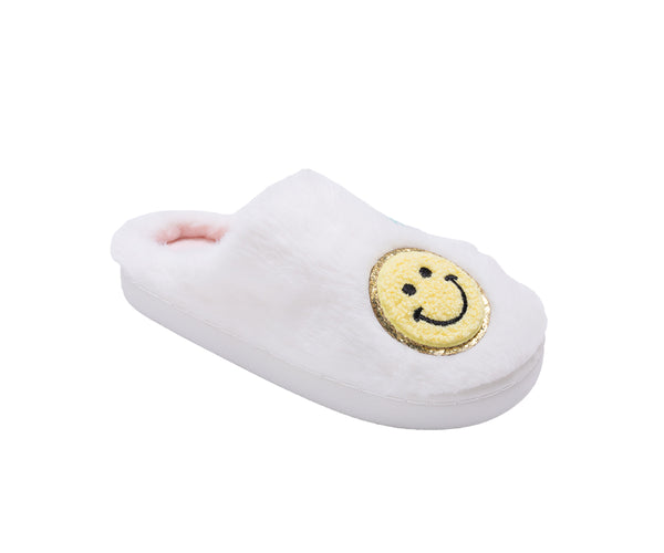 Kensie Girls' Faux Fur Slippers – Cozy Slip-On House Slippers with Cute Patches, Soft Plush Indoor Shoes for Little Kid/Big Kid