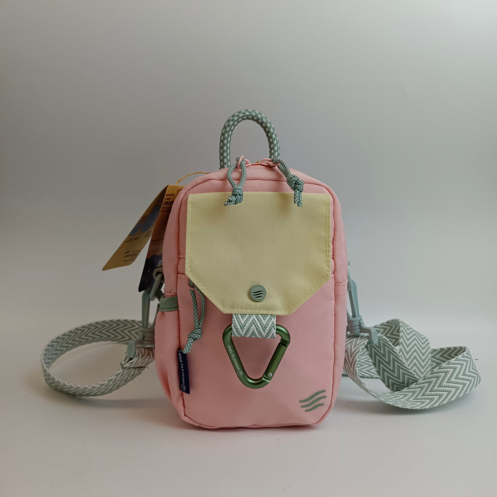 (R)evolution Daily Crossbody